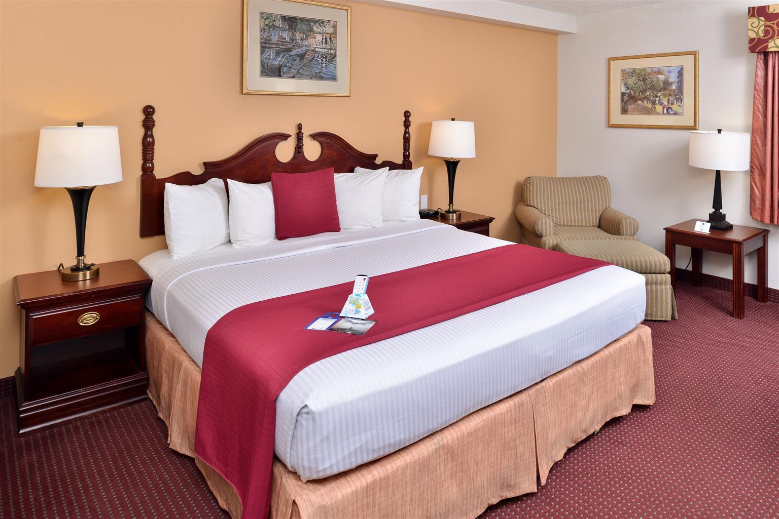 Best Western Naperville Inn Exterior photo